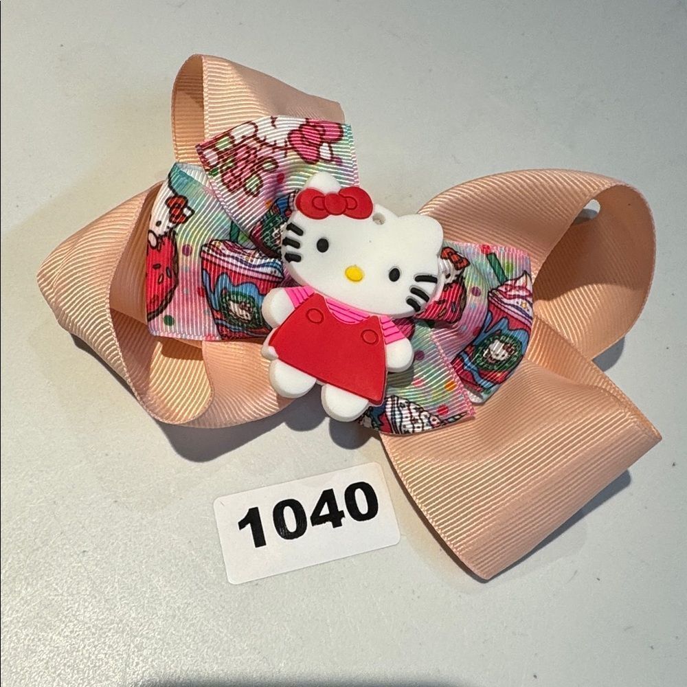 1040 Peach Color Hello Kitty Hair Bow‎ Alligator Clip